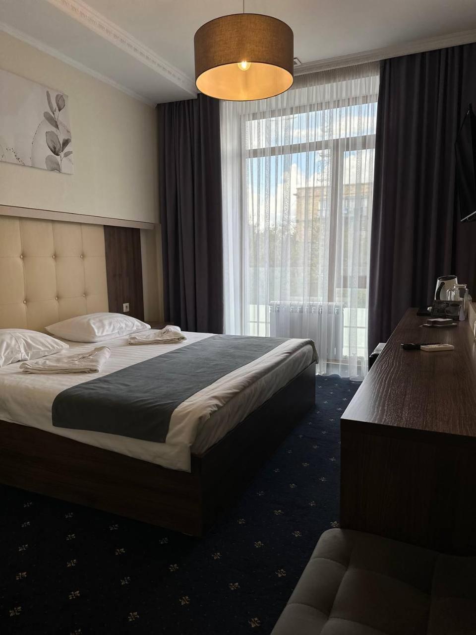 Sun Rise Inn Karagandy Eksteriør billede